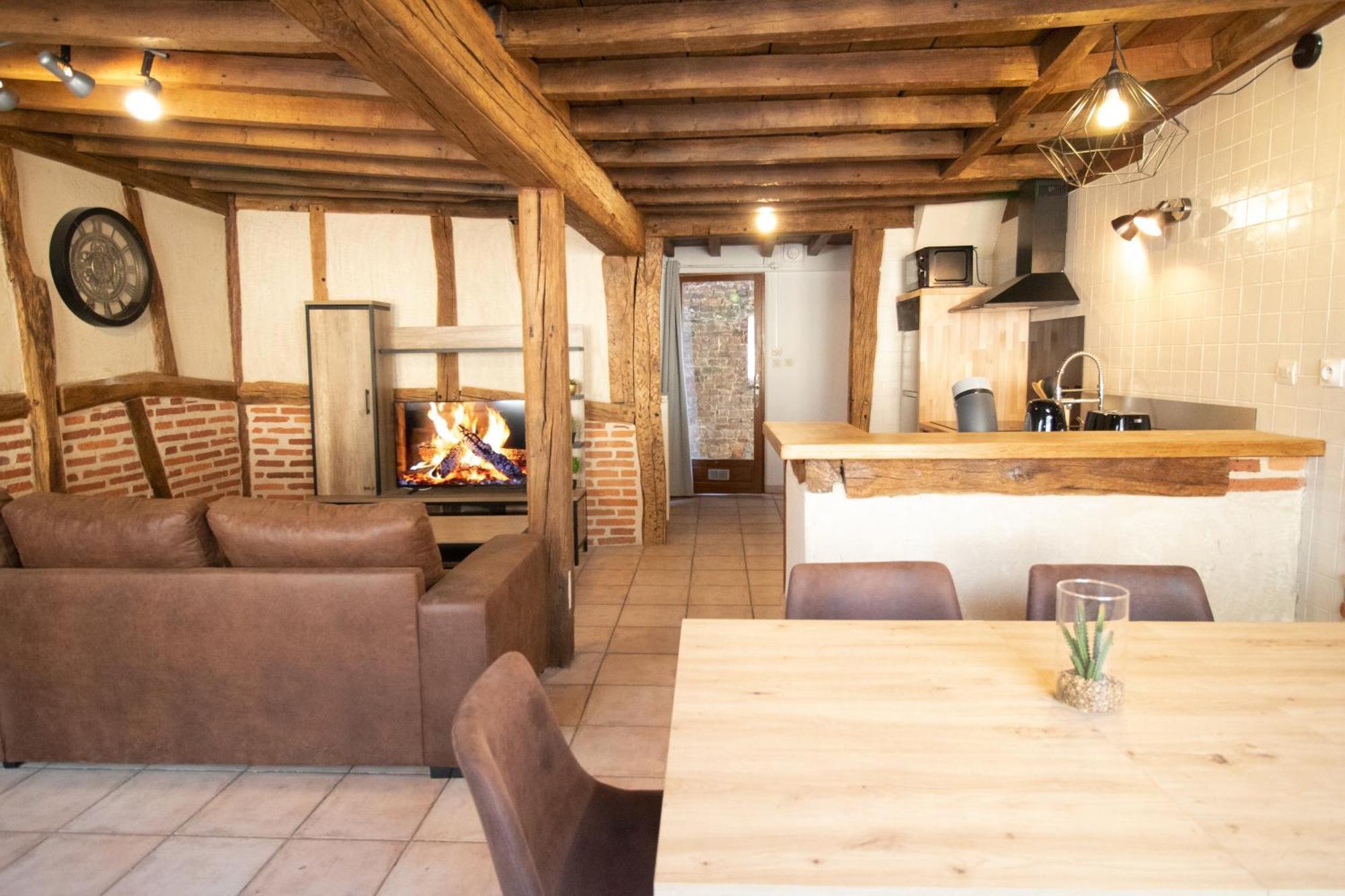 Les Chambres Tonics Montrevel-en-Bresse Ngoại thất bức ảnh