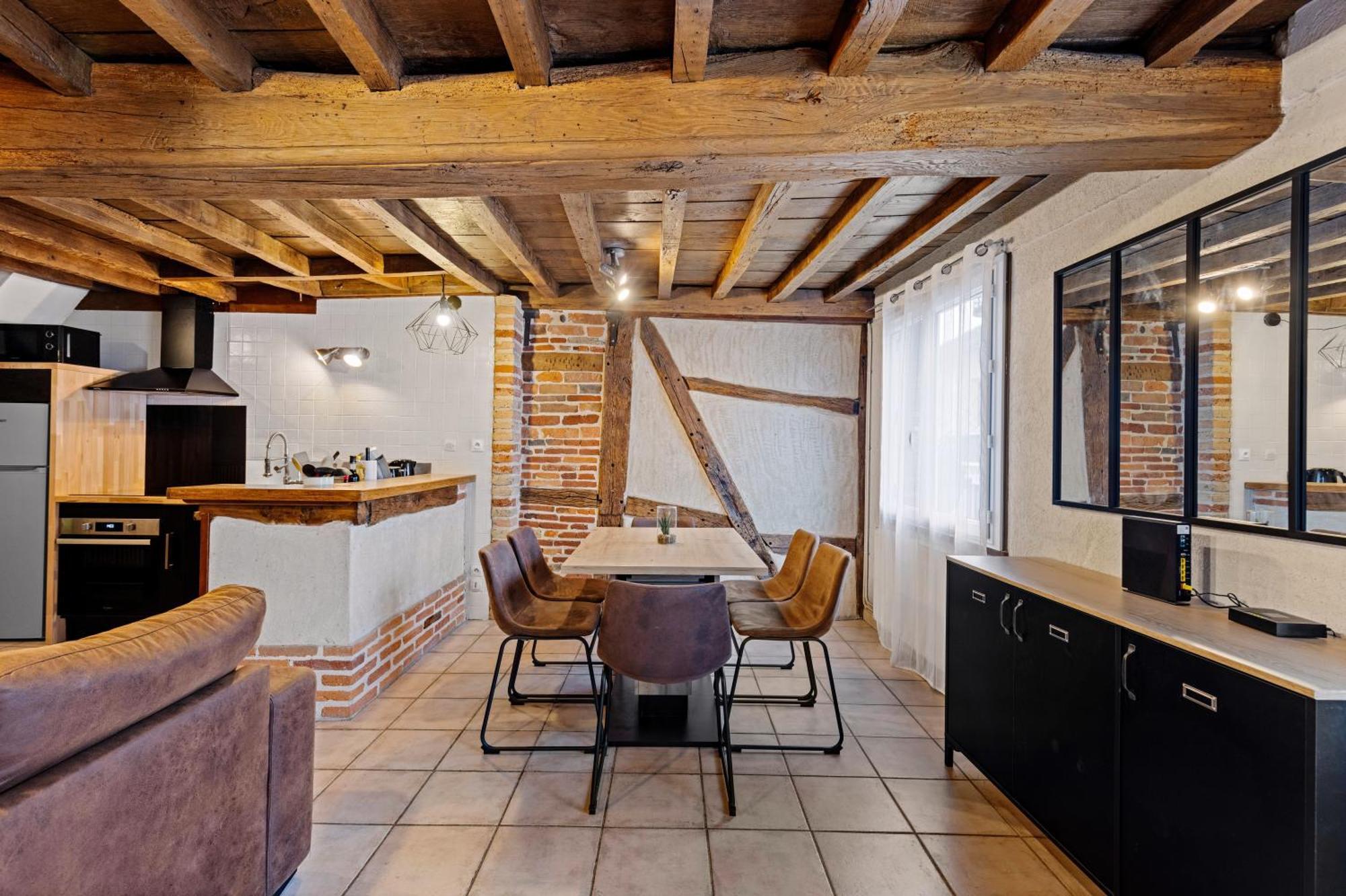 Les Chambres Tonics Montrevel-en-Bresse Ngoại thất bức ảnh